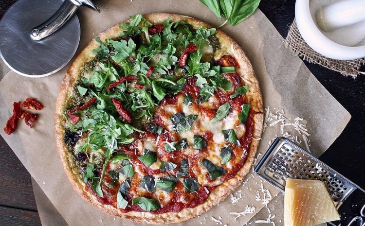  Pizza basilic roquette et tomates séchées